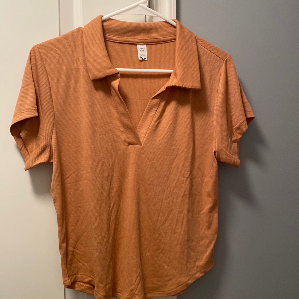 Old navy large, tall, terra-cotta colored ribbed short sleeved shirt